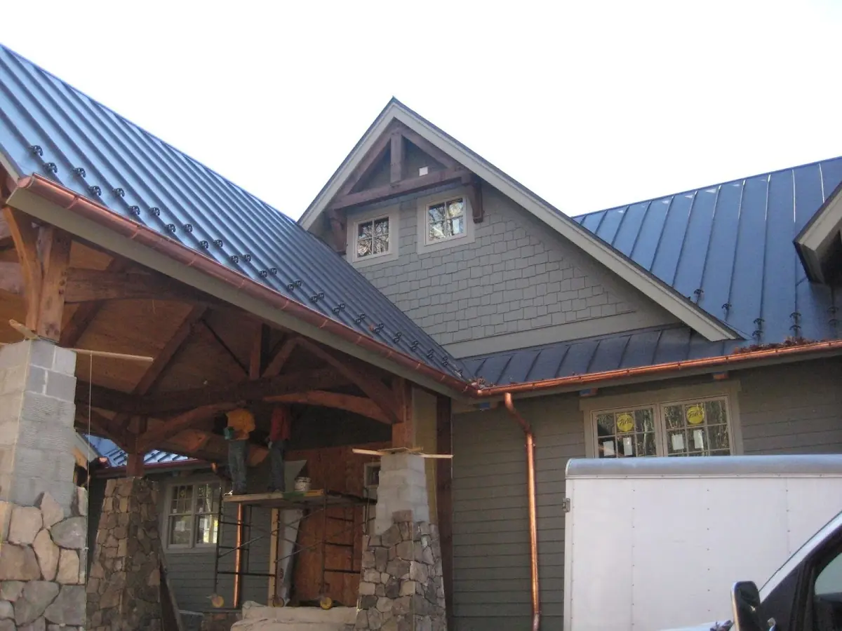 Craftsman Roofing team delivering quality roofing work in Rockridge Forest